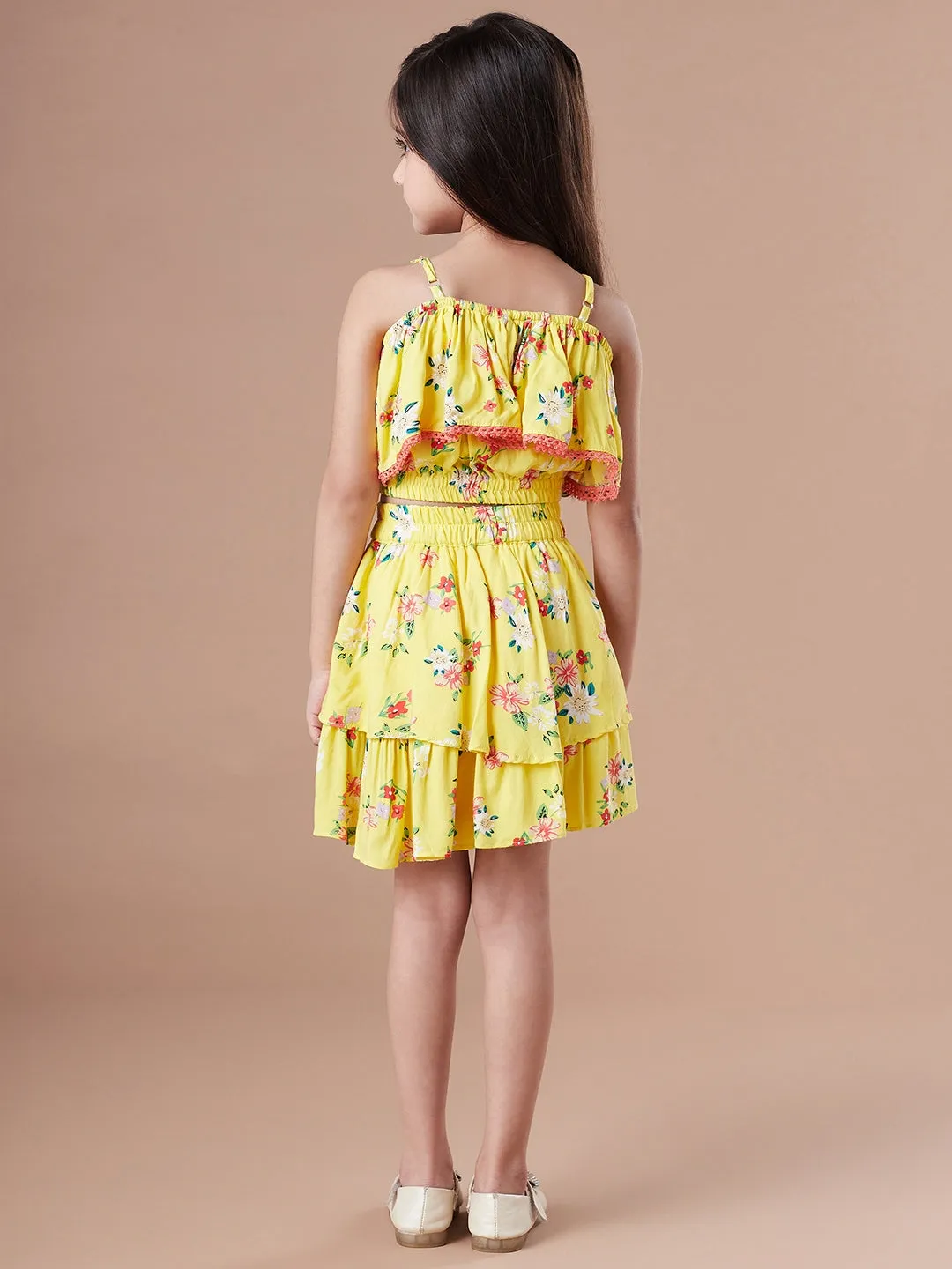 Girls Checked Sleeveless Top With Skirt