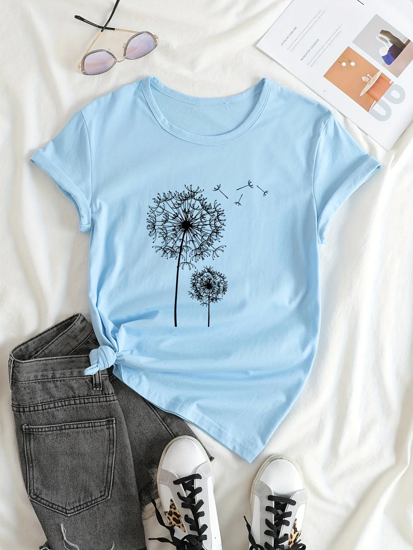 Graphic Print Crew Neck Tee Casual Summer Top for Women